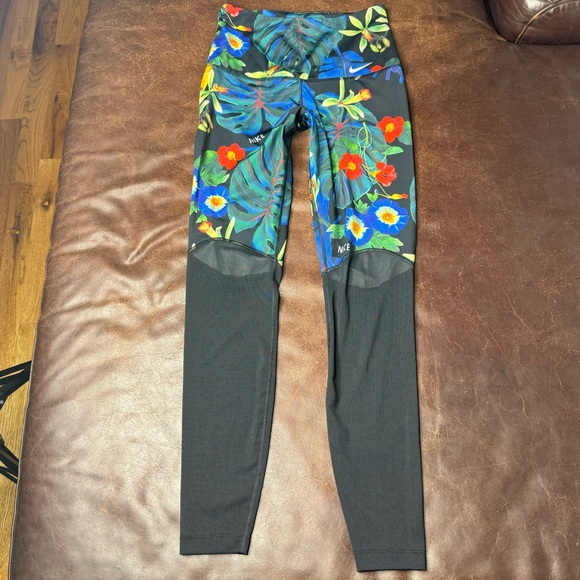 Nike Tropical mesh high rise 7/8 leggings - Picture 2 of 10